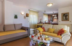 Posedenie v ubytovaní Apartman AS + 14 fotografií