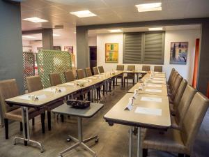 Konferenční prostory v ubytování Logis Hotel Restaurant Uzès Pont du Gard + 37 fotografií