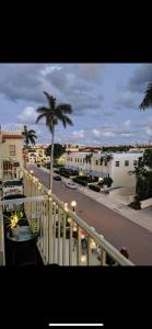 Gallery image of Palm Beach Historic Hotel with Juliette Balconies! Valet parking included! in Palm Beach