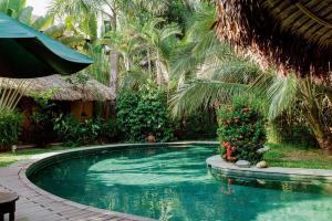 The swimming pool at or close to An Villa boutique resort
