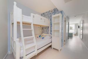 Postel nebo postele na pokoji v ubytování Amadria Park Family Hotel Jakov