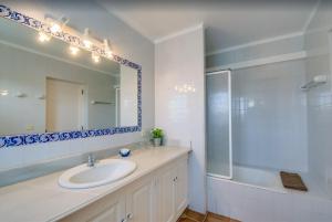 A bathroom at Algueret