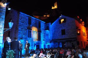 Galeriebild der Unterkunft Hotel Villa Dvor in Omiš