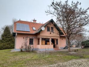 Budova, v ktorej sa penzión nachádza