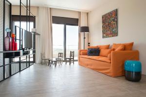 Gallery image of Captivating 5-Bedr Villa close Navarino Dunes Golf in Tragána