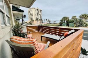 Galeriebild der Unterkunft Luxurious Ocean View Getaway!! Entire Home! in Jacksonville Beach