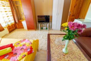 A seating area at Fener Guest House