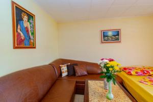 A seating area at Fener Guest House