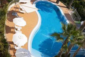 Bazén v ubytování Smeraldo Suites & Spa nebo v jeho okolí