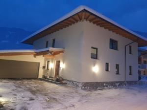 Budynek, w którym mieści się apartament