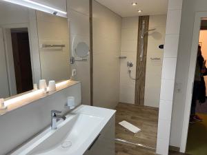 Koupelna v ubytování Gasthaus Hotel Kranz