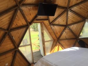 Postel nebo postele na pokoji v ubytování Glamping/BBQ Susa Cun