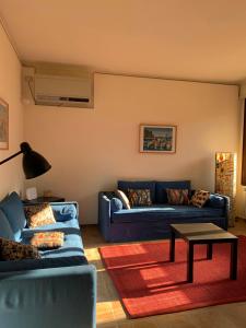 A seating area at ARTISTICO - Artistic flat in front of GUGGENHEIM COLLECTION