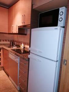 Kuchnia lub aneks kuchenny w obiekcie APARTAMENTO EN PUNTA UMBRÍA