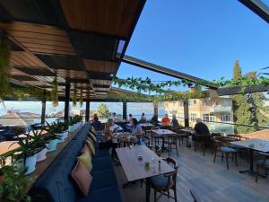 En balkon eller terrasse på Antalya Inn Hotel