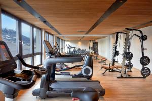 Fitness centrum a/nebo fitness zařízení v ubytování Gasthof Hotel Post