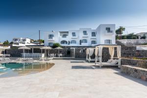 Bazén v ubytovaní Olea Bay Hotel alebo v jeho blízkosti