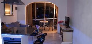 A seating area at Top DUPLEX-DELUXE APPARTEMENT-ALBATROS