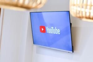 TV a/nebo společenská místnost v ubytování Hotel Celta