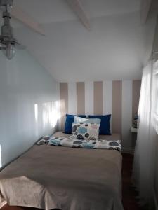 オストロボにあるOstrowo domekのギャラリーの写真