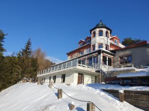 Hotel Panorama að vetri til