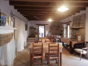 Restavracija oz. druge možnosti za prehrano v nastanitvi Le Ginestre Apartments Assisi