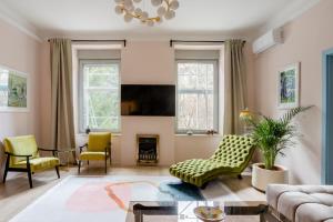 Posezení v ubytování Apartment A.B.S. Secret Oasis
