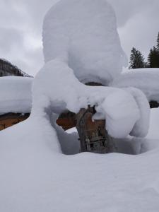 Residence Marmolada בחורף