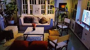 TV a/nebo společenská místnost v ubytování The Balcony BnB