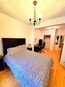 Postel nebo postele na pokoji v ubytování Maison Montplaisir + 13 fotografií