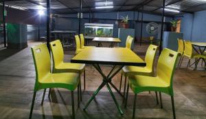 Posezení v ubytování Megh Residency Navi Mumbai