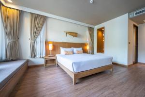 Letto o letti in una camera di Sai Kaew Beach Resort