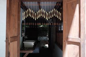 Posezení v ubytování forestel homestay kohkood ฟอเรสเทล โฮมสเตย์ เกาะกูด