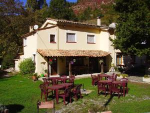 Κήπος έξω από το Auberge Du Riou