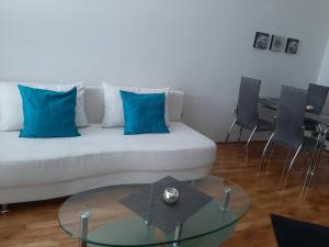 Photo de la galerie de l'établissement ARS VIP Apartment, à Novi Sad