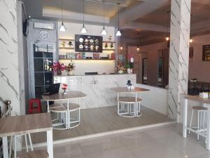 Photo de la galerie de l'établissement Nasional Hotel, à Gunungsitoli