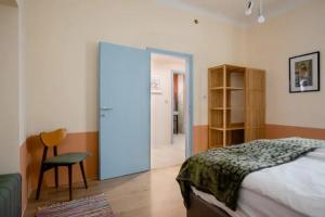 Postel nebo postele na pokoji v ubytování Apartment A.B.S. Secret Oasis