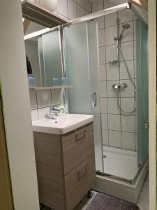 A bathroom at Németh Vendégház