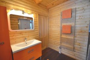 Koupelna v ubytování Chalet mit 7.000 m2 Land und wunderschöne Aussicht