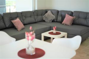 Гостиная зона в Villa M - Your business & holiday apartment in Sibenik