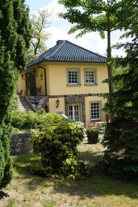 Giardino di Hanghaus der Villa Oderblick