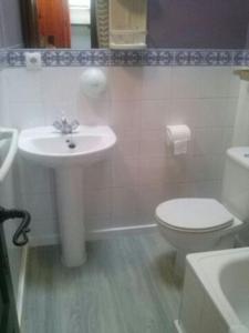 Koupelna v ubytování Albergue La Posada Cangas de Onis