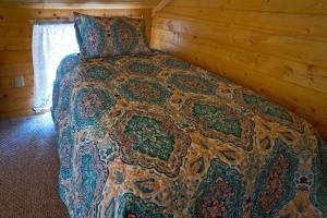 Postel nebo postele na pokoji v ubytování Alpine Mountain Top Home