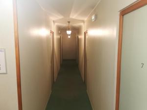 Hôtel Les Golieres avec WC et sdb individuelles, tv, WiFi, bar restaurant et parking poids lourd