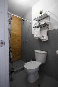 Kupatilo u objektu CASONA TORDO - A 3 Cdras de la Plaza - Habitaciones con baño privado