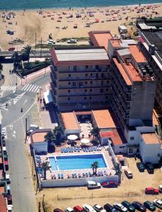 Bazén v ubytování Hotel Rosa Nàutica nebo v jeho okolí