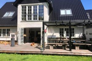 Gallery image of 10 beds - Spa, Beach, Sauna, Gym, Shelter - luxury in Vedbæk +58 photos