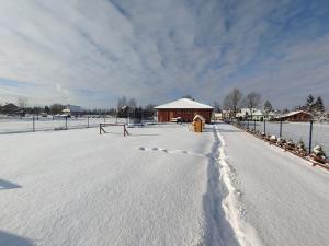 Ośrodek Wypoczynkowy IGOR nad Jeziorem Żywieckim durante l'inverno