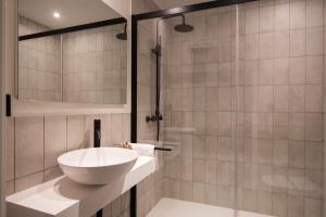 A bathroom at AFTER Hotel