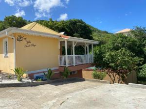 Hoone, kus villa asub